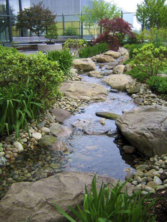 38 Striking Rain Garden Landscaping Ideas - 247
