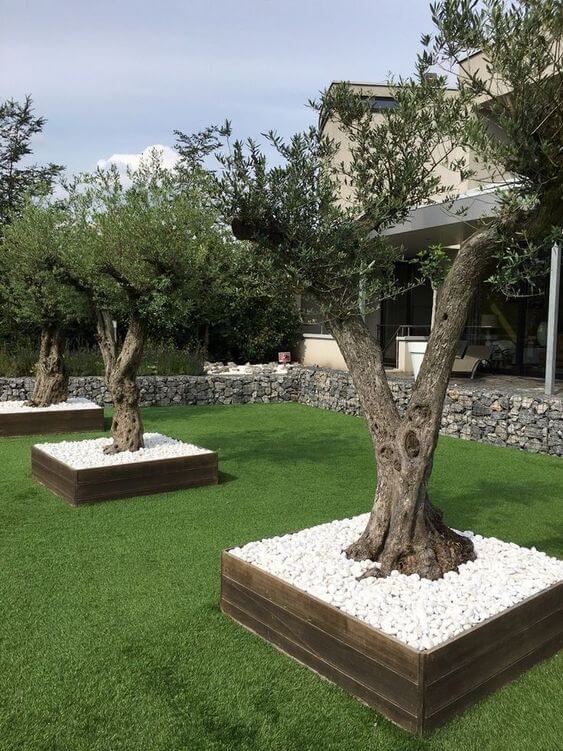 39 Small Backyard Landscaping Decorating Ideas - 259