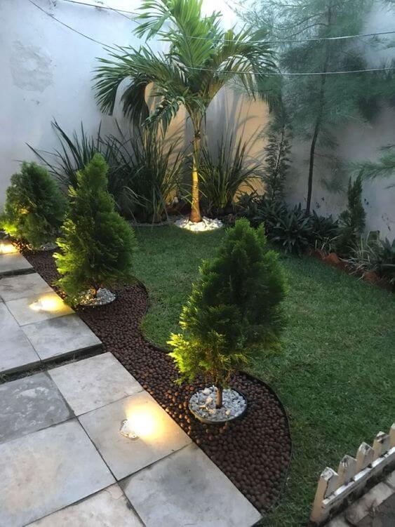 39 Small Backyard Landscaping Decorating Ideas - 255