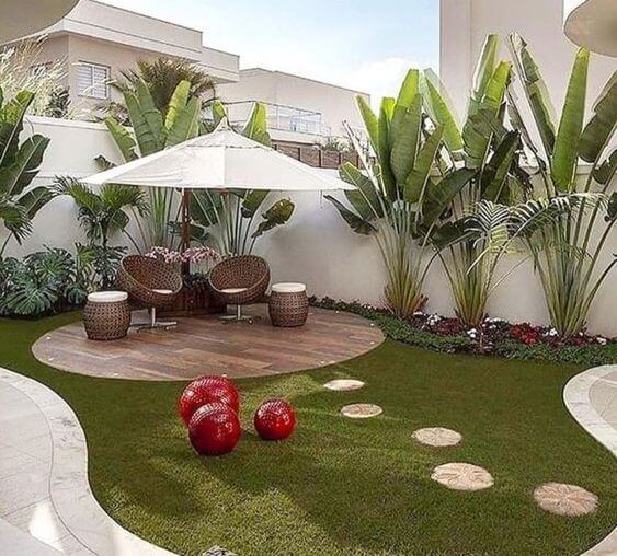 39 Small Backyard Landscaping Decorating Ideas - 257
