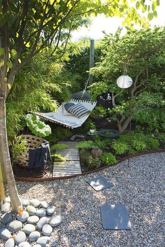 39 Small Backyard Landscaping Decorating Ideas - 275